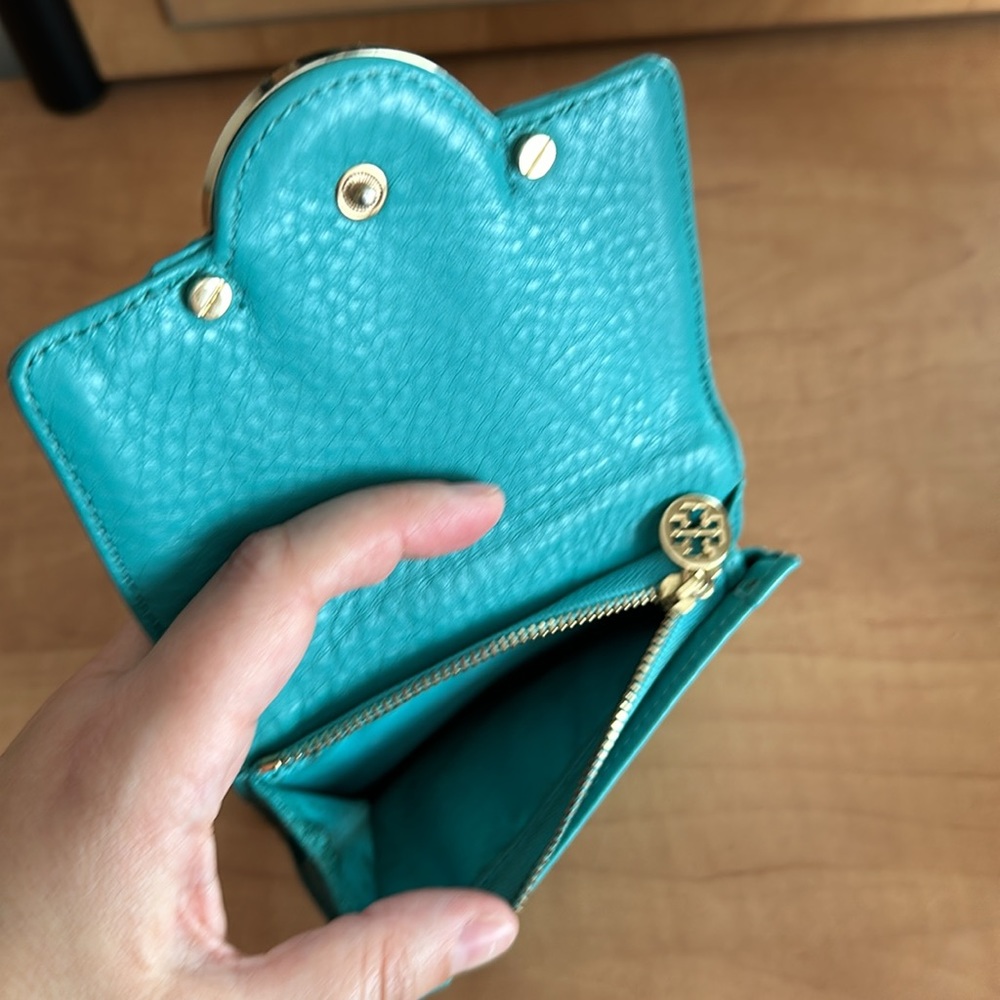 Tory Burch wallet - Picture 3 of 7